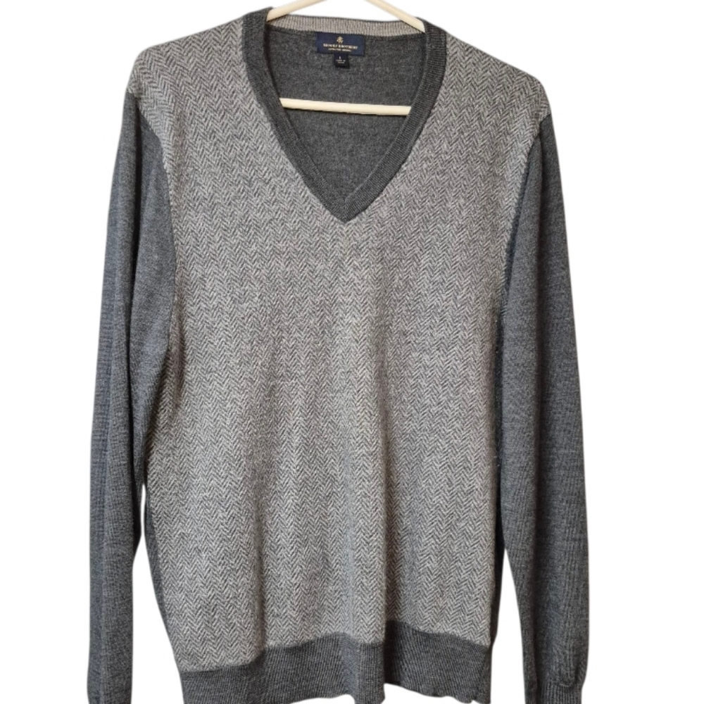 Brooks Brothers Sweater Men's Large V Neck  Merino Wool Grey